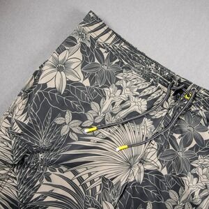 Tommy Bahama Cargo Baja Island Botanical Tropical Floral Swim Trunks Shorts XXL